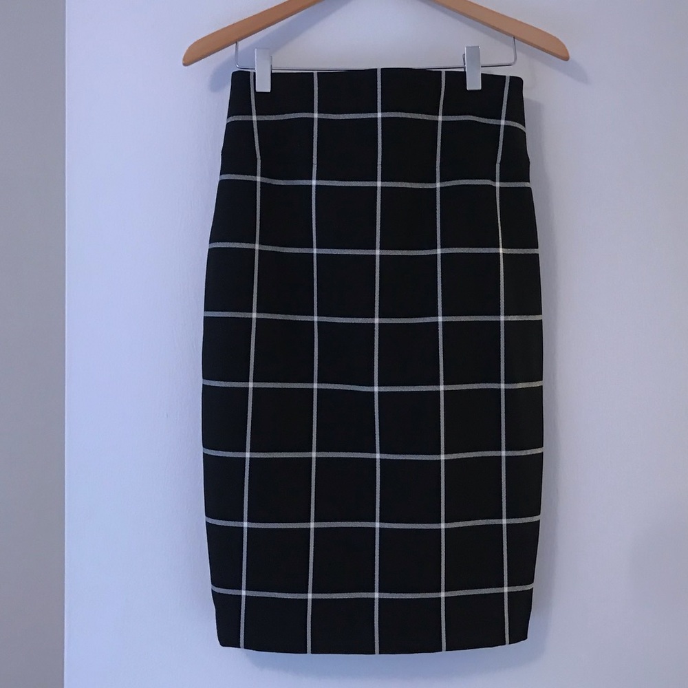 High waist pencil skirt